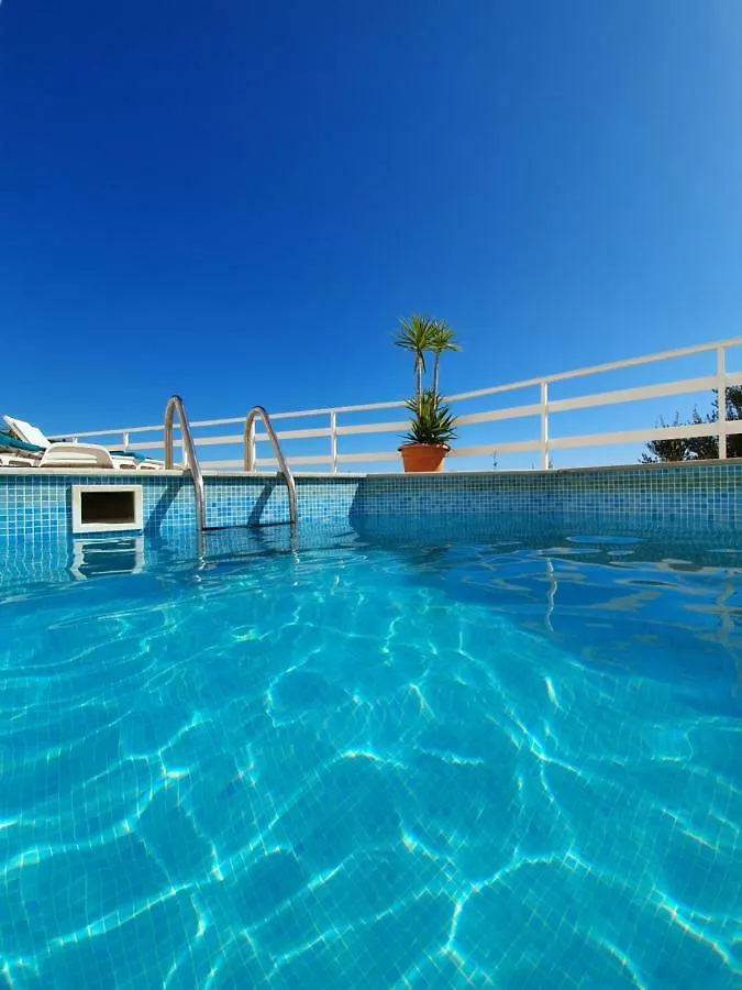 Penthouse Christina With Pool - Large Sunny Terrace - Seaview - 250M To Beach And Restaurants - Free Parking - Trogir And Ciovo - 15 Minutes To Airport 0*,
